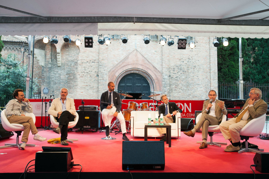 19.06.15, Bologna, REUNION, Il primo raduno mondiale dei laureati Università di Bologna - Foto CAMERA7